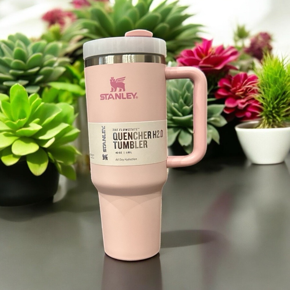 NWT Stanley Light Pink Quencher H2.0 Tumbler